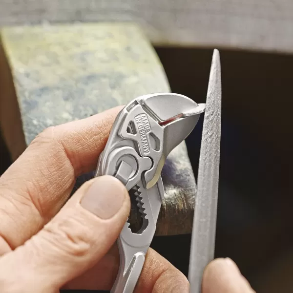 Kleštový klíč Knipex 125mm